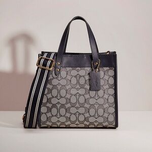 Coach Field Tote Signature Jacquard Glovetanned Leather Midnight Blue NWT